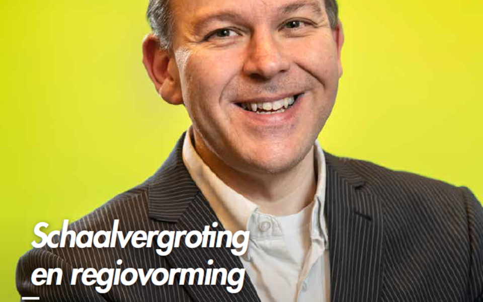 cover Viewz tijdschrift met foto van  Lieven Janssens, burgemeester van Vorselaar
